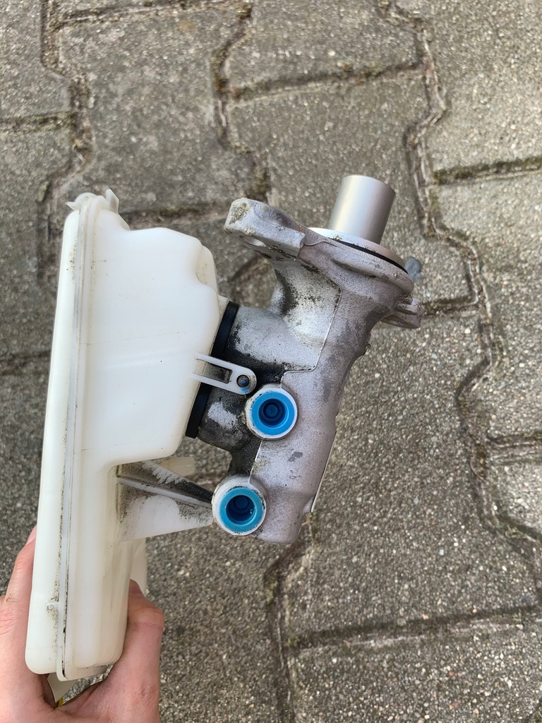 фото №5, Citreon c4 cactus цилиндрик тормозной 32069745 4601r7