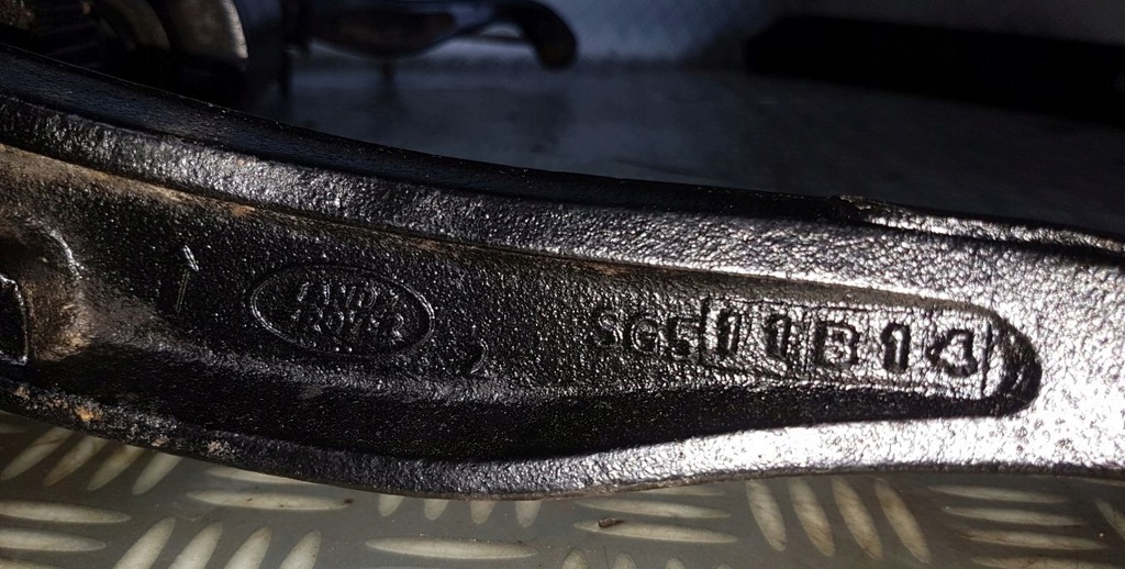 фото №9, Range rover vogue l405 стабилизатор активный задняя 14