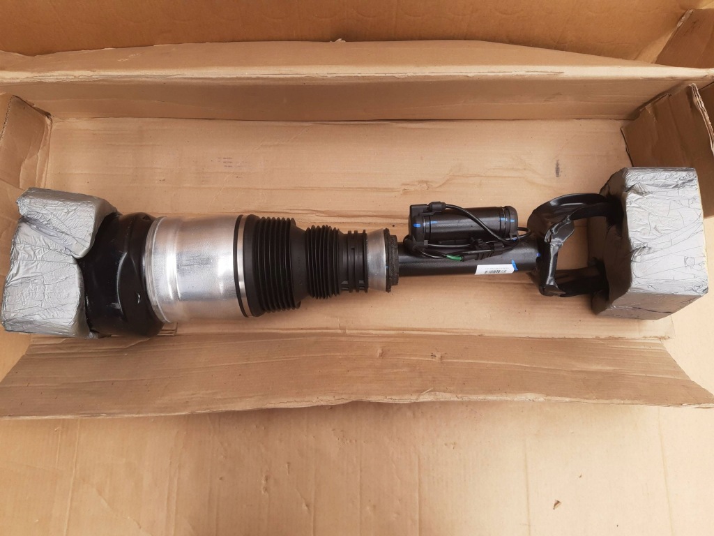 Купить Mercedes ml w166 gle 292 амортизатор правый перед a1663205666