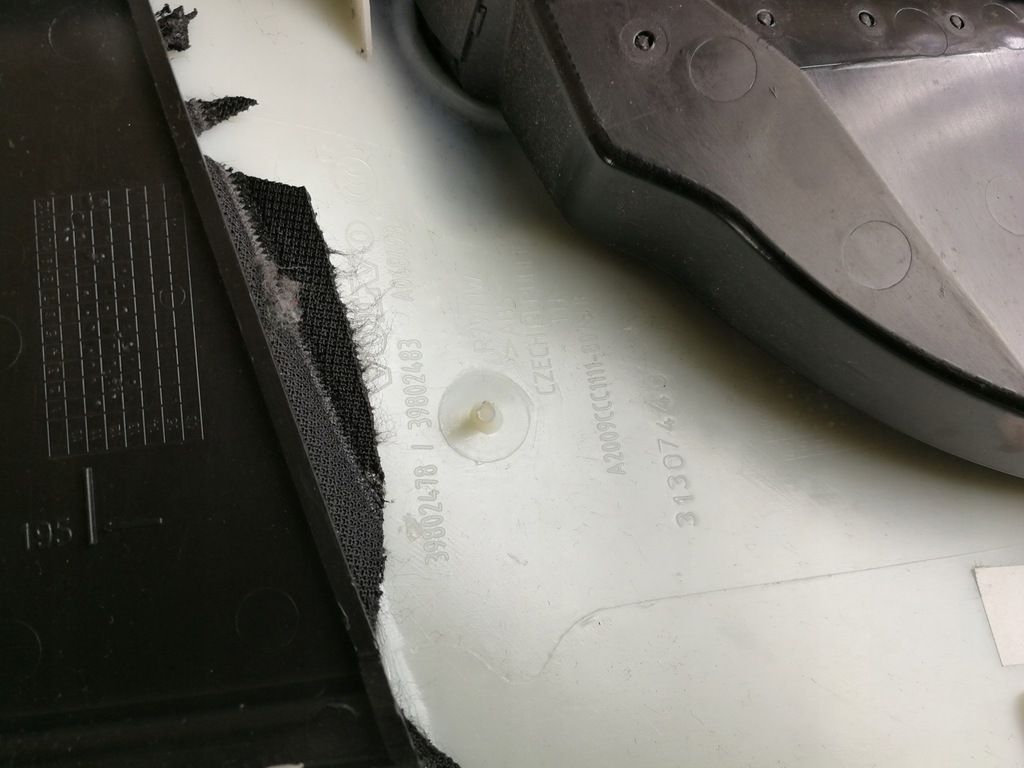 фото №11, 31307138 захист оббивка обшивка стійка b lewego r-design volvo v60 2013-