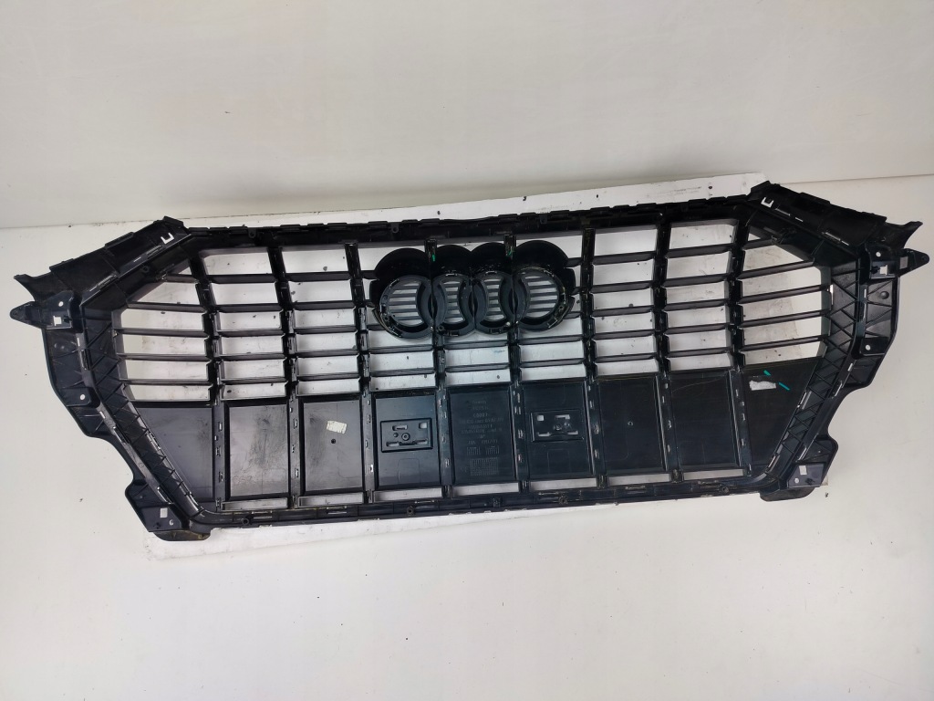 фото №4, Решітка радіатора решітка радіатора бампера audi q3 83a.853.651