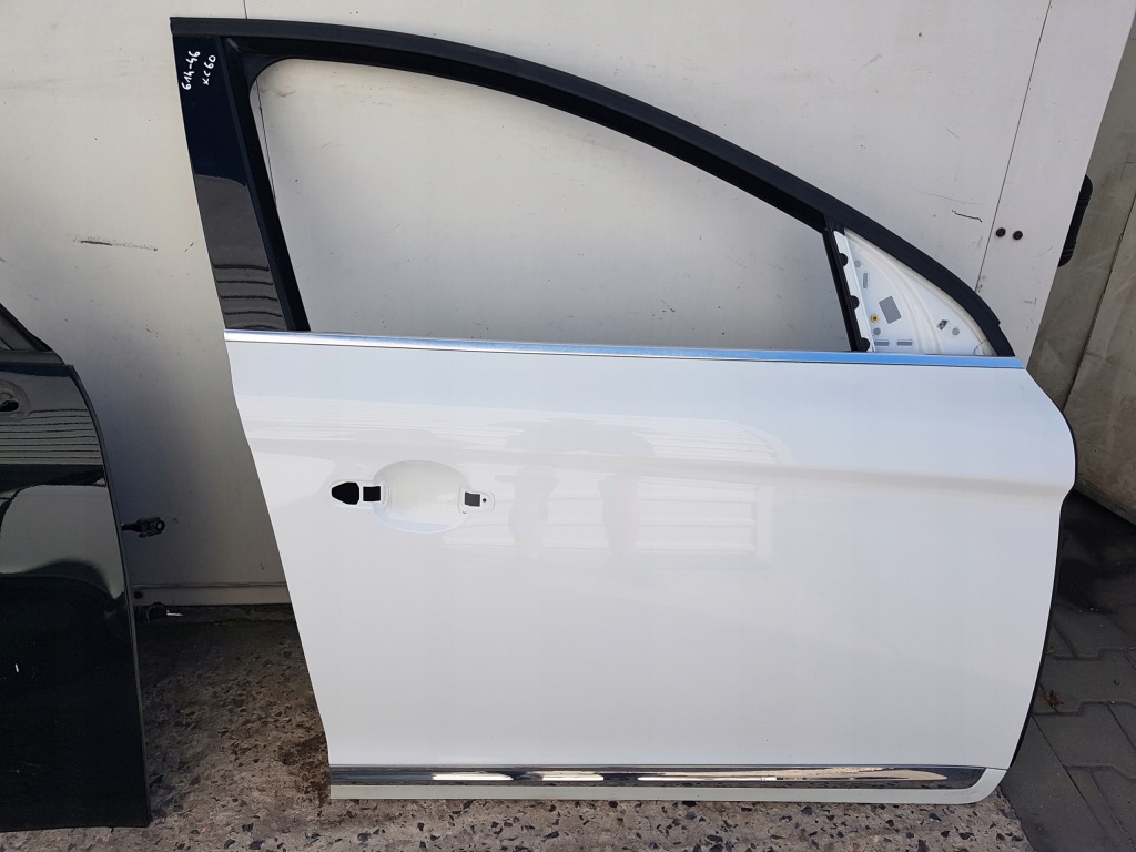 фото №1, Volvo xc60 i lift 13-17r двері праве перед 614-46