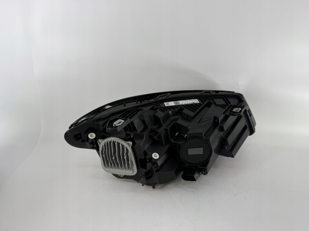 Mercedes cla 117 рестайлінг  w117 performance full led фара ліва права Ціна