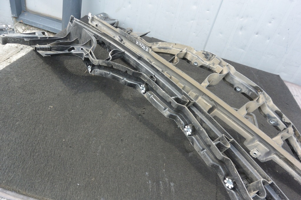 фото №6, Направляющая кронштейн крыла правый левый перед bmw x5 e70 lift