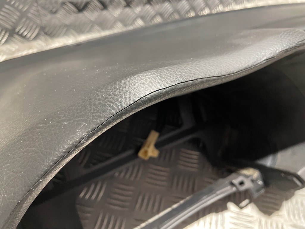 фото №5, Консоль панель приладів pulpit подушка подушка безпеки toyota avensis t25