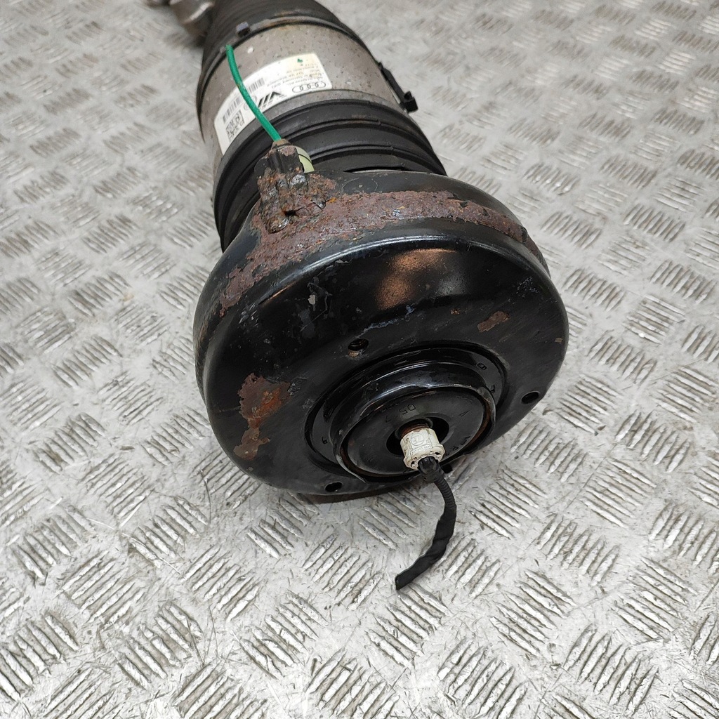 фото №6, Audi q7 4m 2017 права сторона передній амортизатор підвіска пневматичний