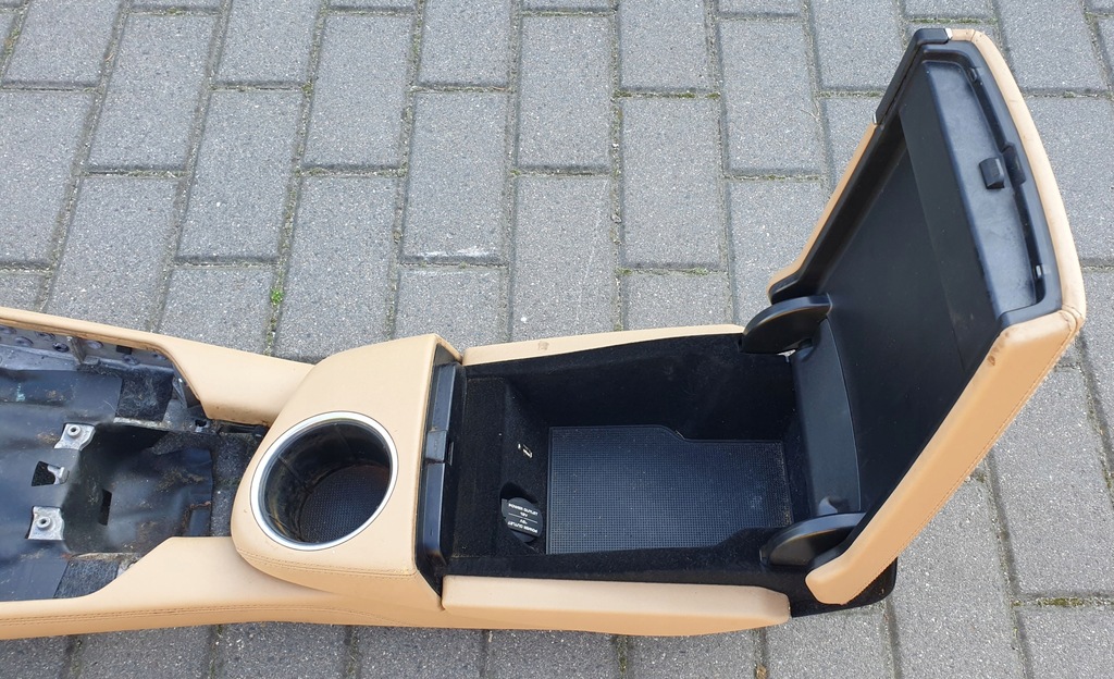 фото №5, Porsche panamera 970 подлокотник туннель средний