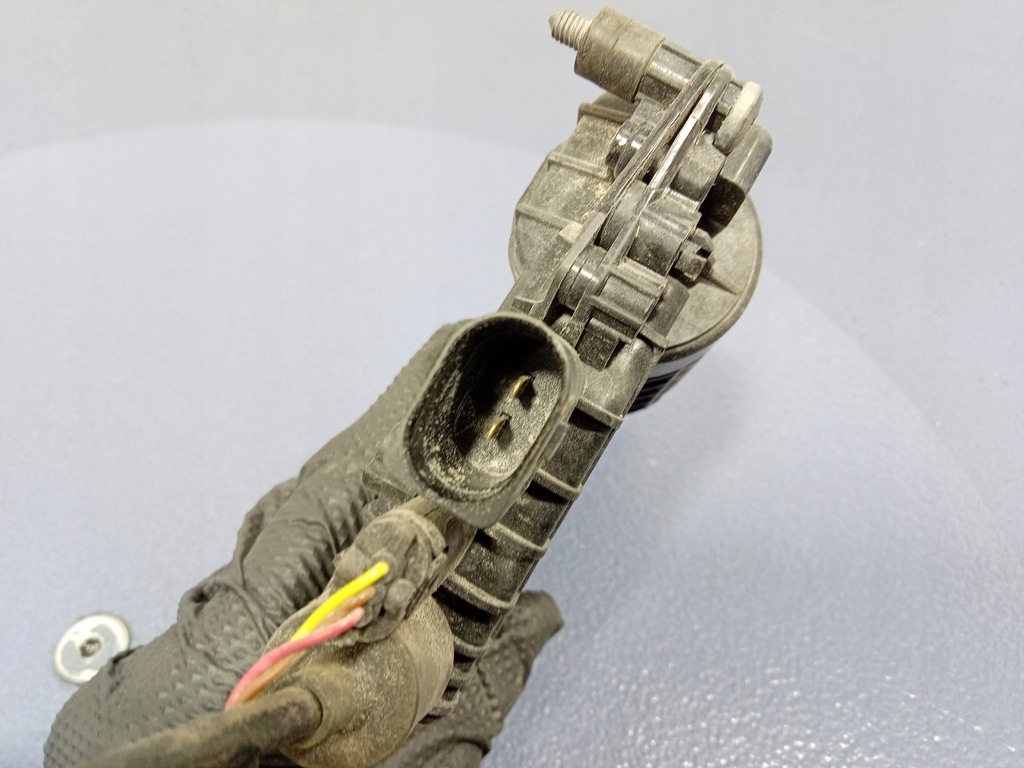 фото №5, Bmw 7 f01 f02 замок доводчик дверь задняя правый 7185688