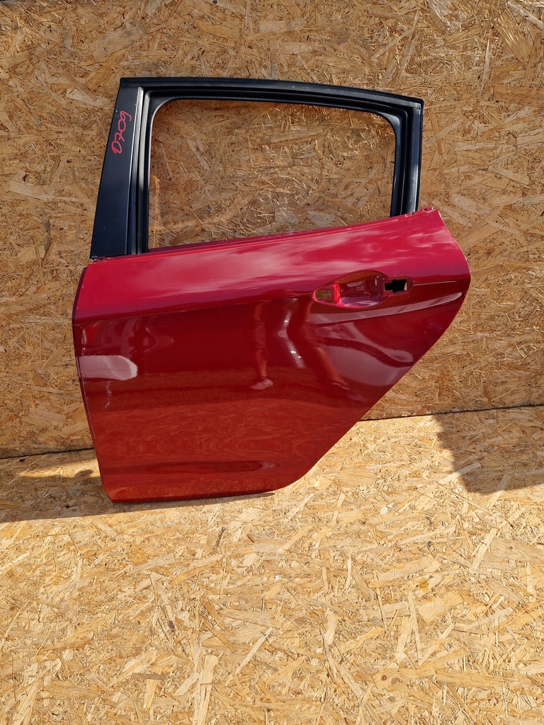 фото №1, Peugeot 208 дверь левый задняя левая задние