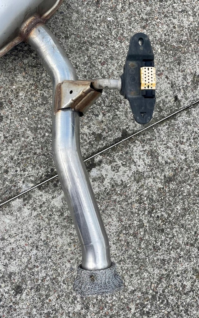 фото №8, Citroen ds3 crossback 1.2 thp 2018- выхлоп гаситель двойной задний задняя