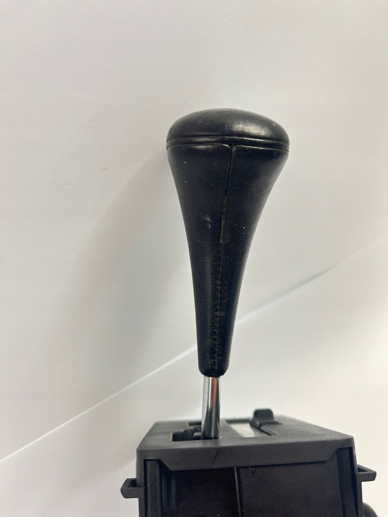 фото №9, Выборщик передач автоматическая коробка передач домкрат ручка кожа mercedes w124 w201 1242670405