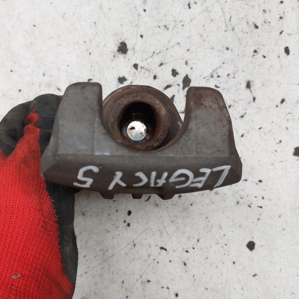 фото №11, Subaru legacy v супорт гальмівний правий задня tokico