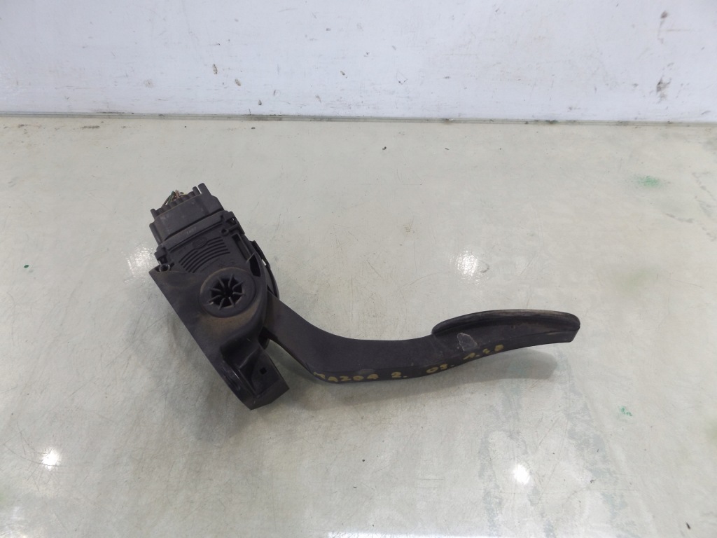 фото №1, Mazda ii 2 de 1,4 педаль газа 8v21-9f836aa