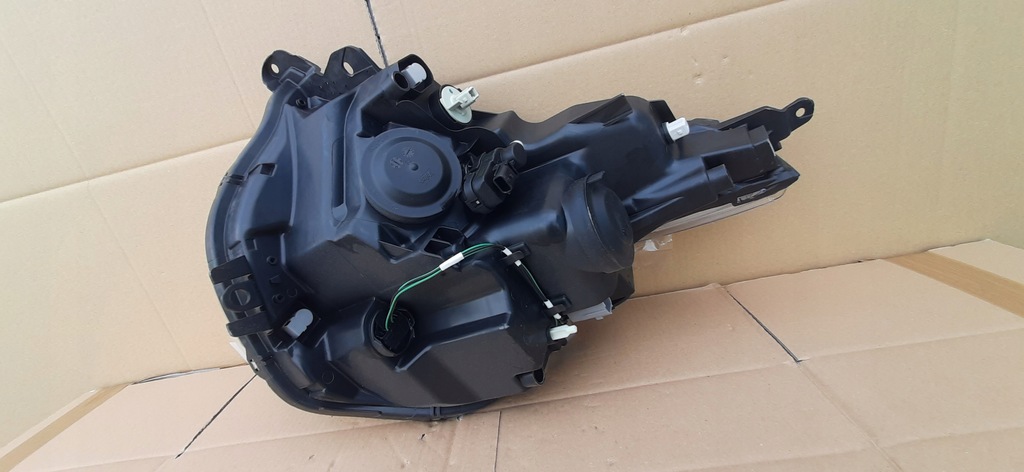 фото №13, Лампа перед правая citroen c1 ii 14- nowa