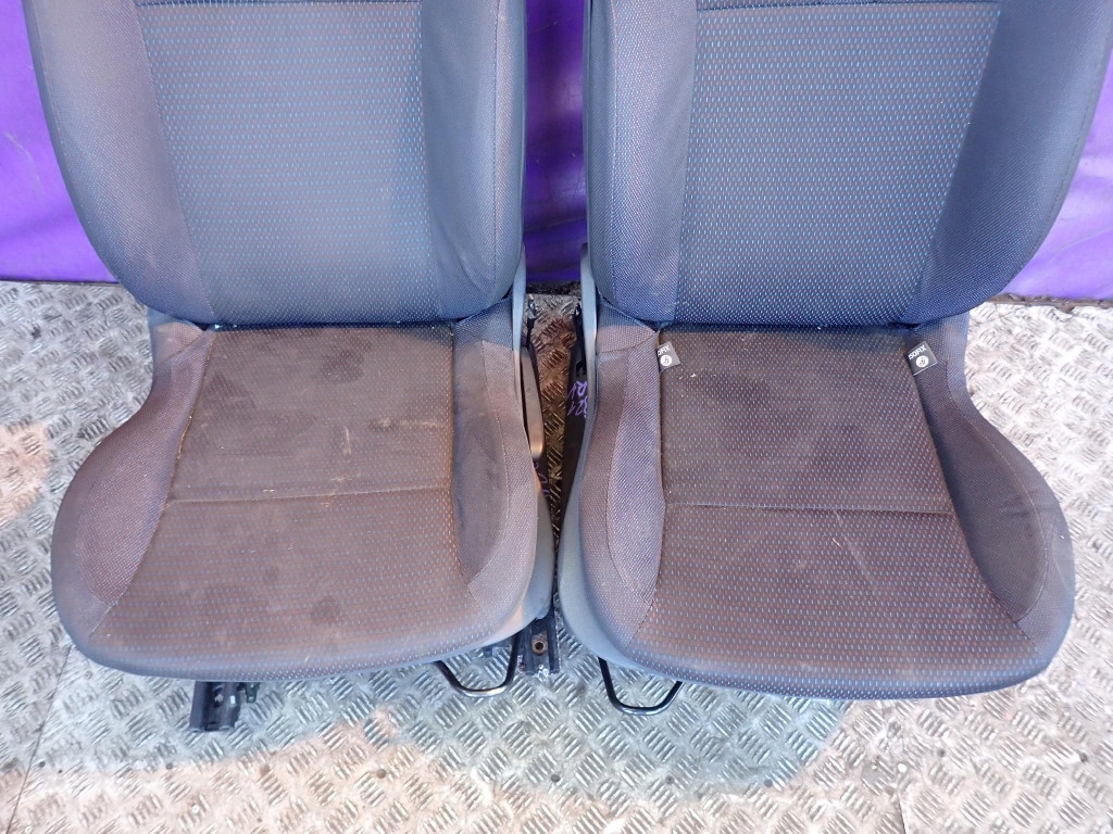 Renault clio iii hb 5d сидіння комплект перед правий лівий водія заднє сидіння Ціна