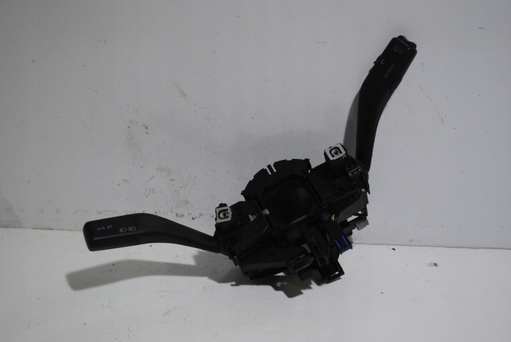 фото №1, Переключатель комбинированный подрулевой переключатель volkswagen оригинальный номер 1k0953503f