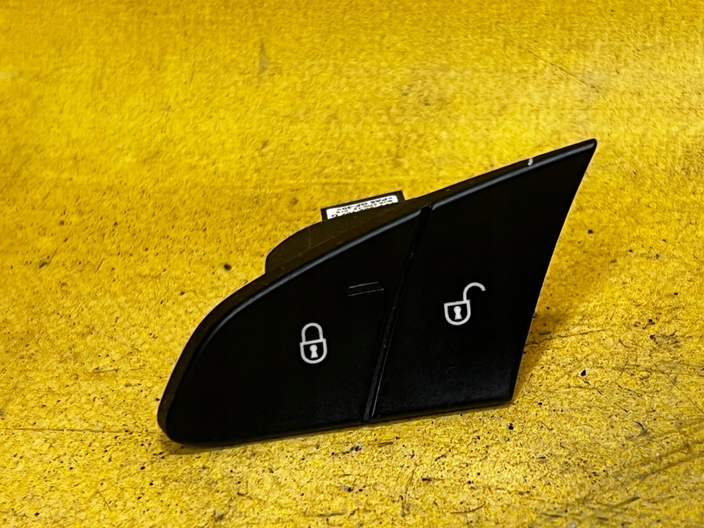 фото №1, Панель замка центрального дверь перед левый porsche cayenne ii 7p5