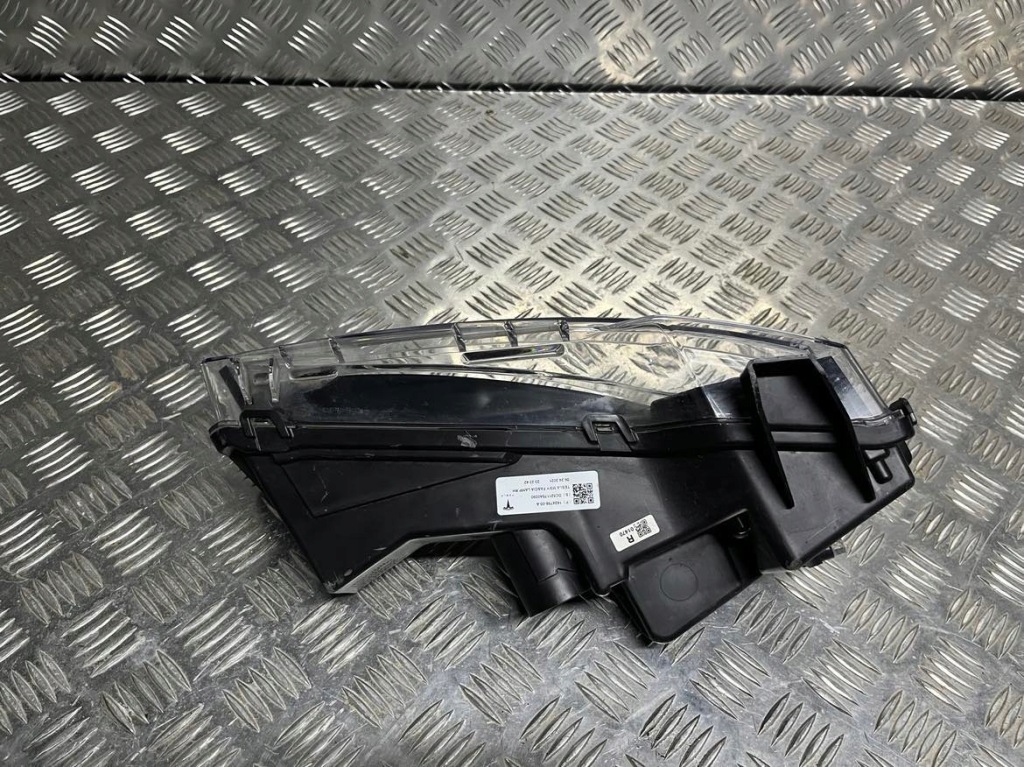 фото №4, Протитуманна фара правий перед tesla model 3 lift model y