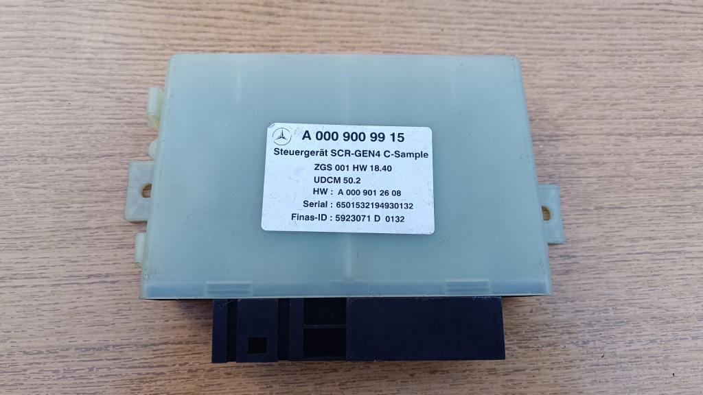 Купити Mercedes e 213 модуль вихлопних газів adblue 0009009915