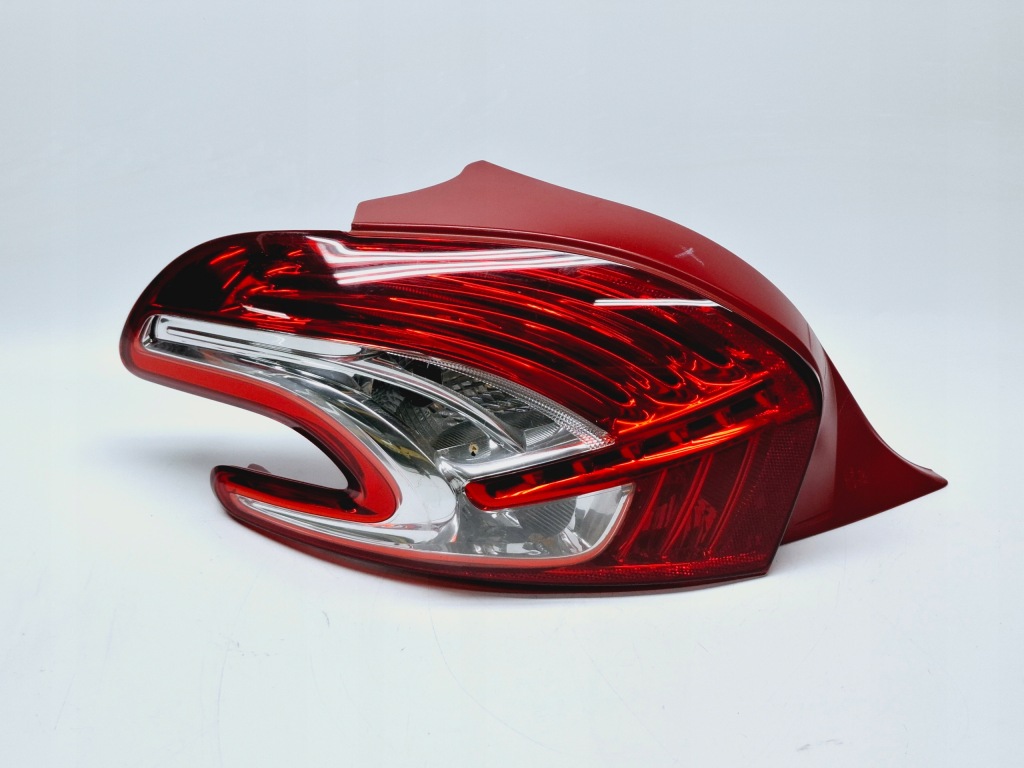 фото №1, Лампа лівий задня ліва задня peugeot 208 i 2012- #8511