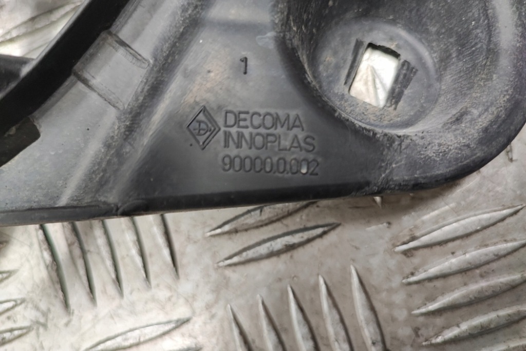 фото №1, Решітка радіатора opel signum 0551004542 1.9l дизель 110kw 2005