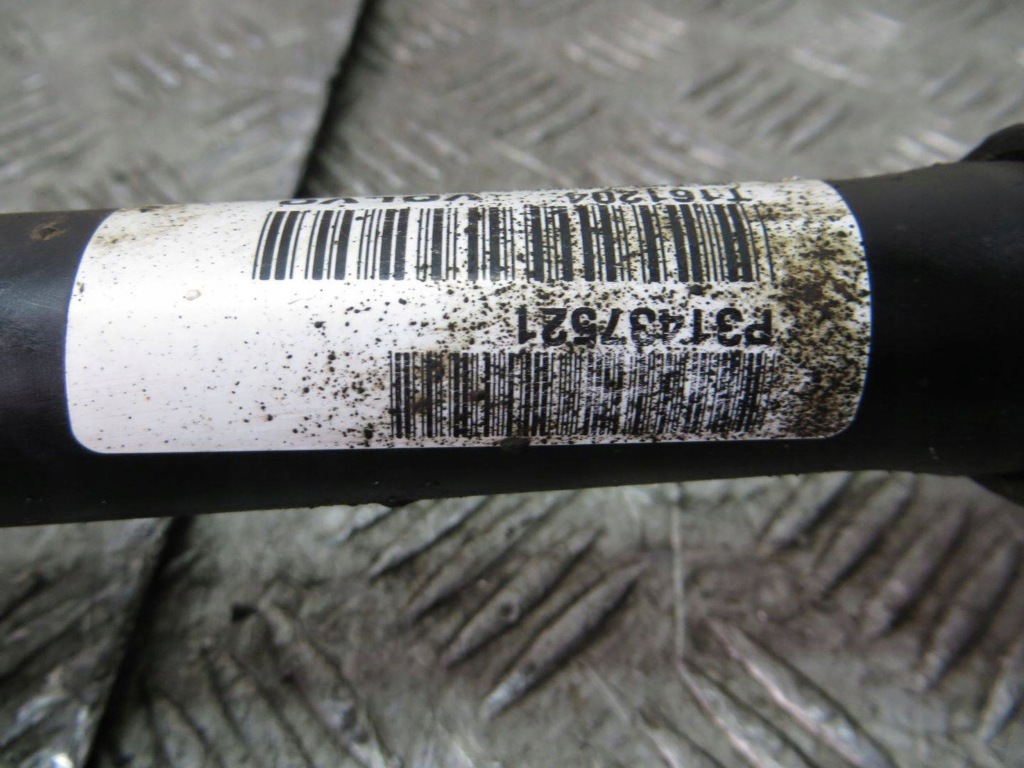 Volvo s60 2 v60 рестайлинг  2.0 приводной вал правая 31437521 с Разборки