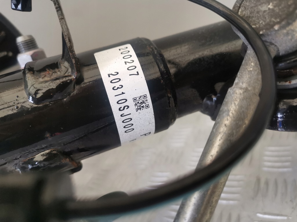 фото №7, Subaru forester v 18- usa 2.5 бензин поворотный кулак амортизатор правый перед