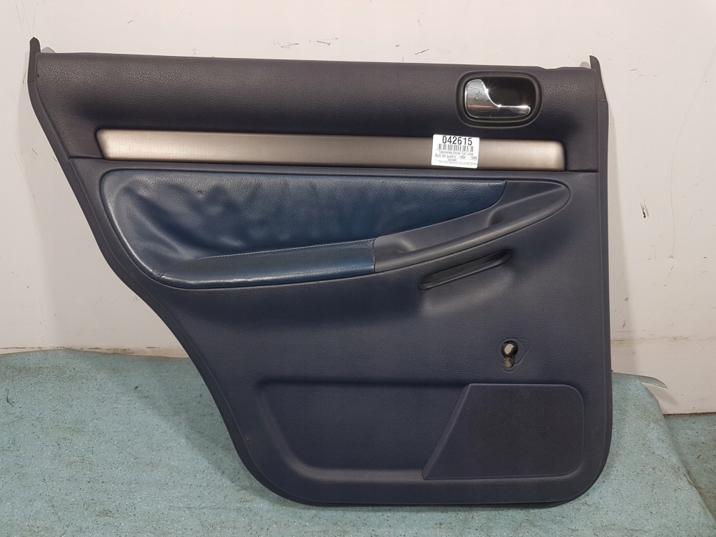 Купить Audi a4 b5 обивка дверь задний  левая