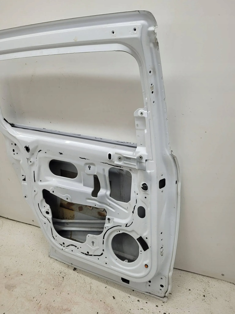 фото №9, Ford grand c-max mk2 2010 дверь задняя задние левая сдвижные