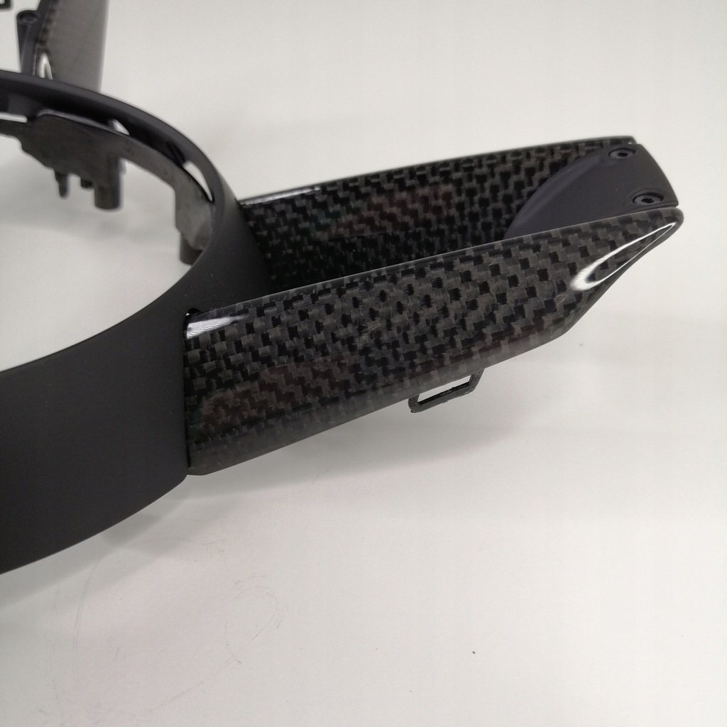 фото №11, Porsche 911 992 panamera cayenne macan taycan рамка руля карбон