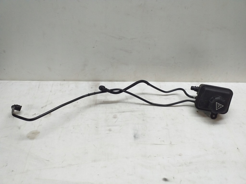 фото №1, Bmw 5 f10 бак розширювальний