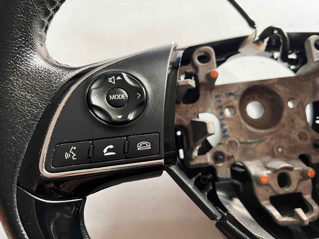 фото №5, Mitsubishi space star ii повітропровід шкіра мультифункція