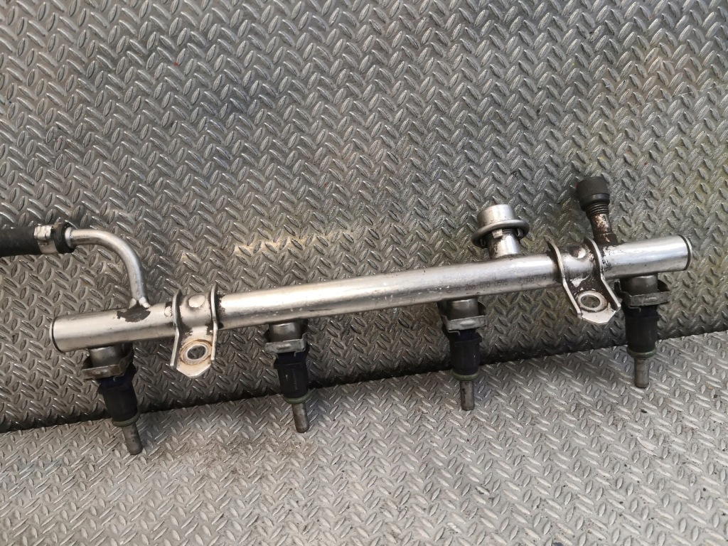 Купити Mercedes-benz b w245 форсунки / комплект