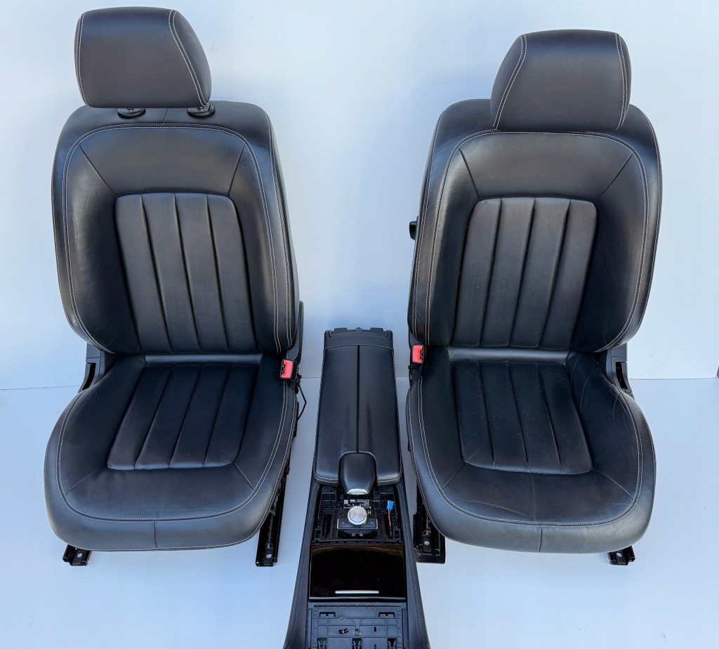 фото №1, Сидіння підігрів заднє сидіння обшивки оббивка mercedes cls w218 x218