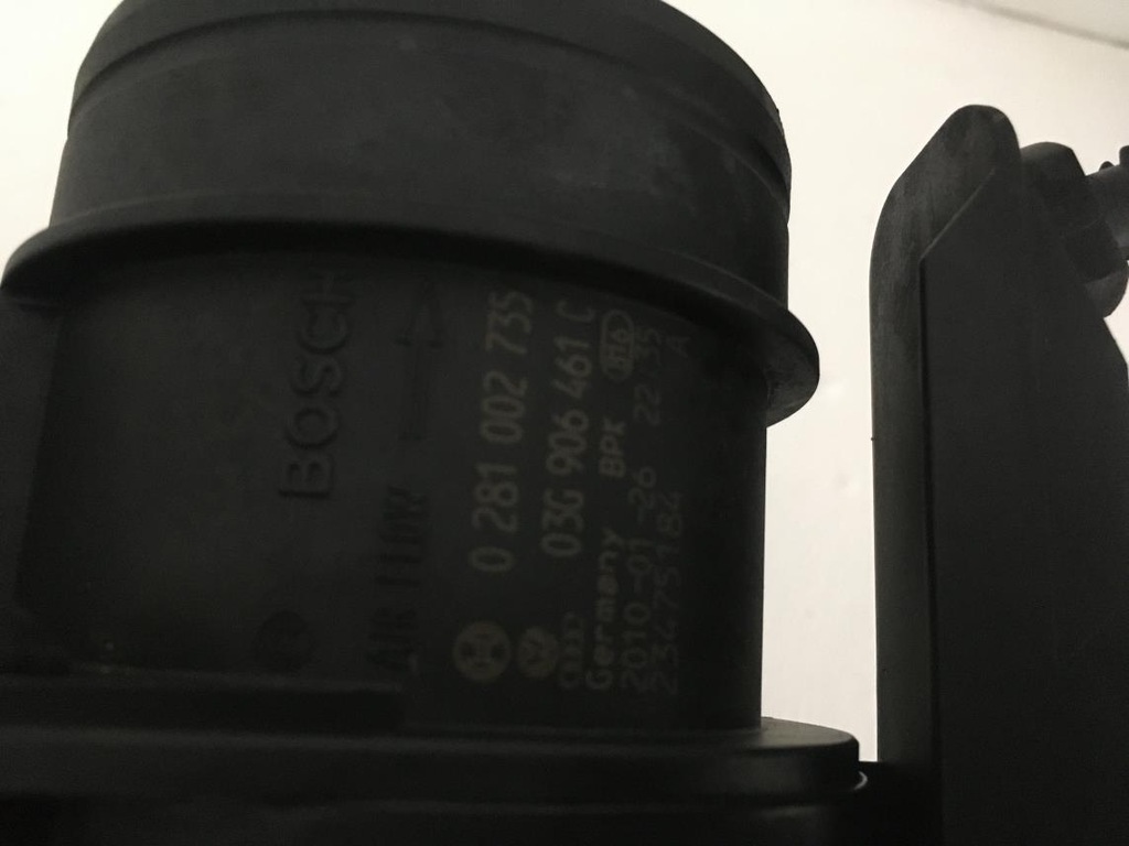 фото №6, Audi оригинальный номер 4f0133835ah корпус фильтра воздуха