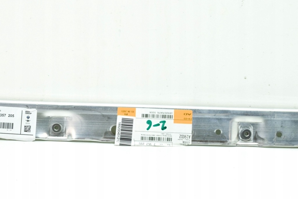 фото №6, Bmw 7 g11 верхний задний кронштейн радиатора 51647357205 7357205 оригинальный