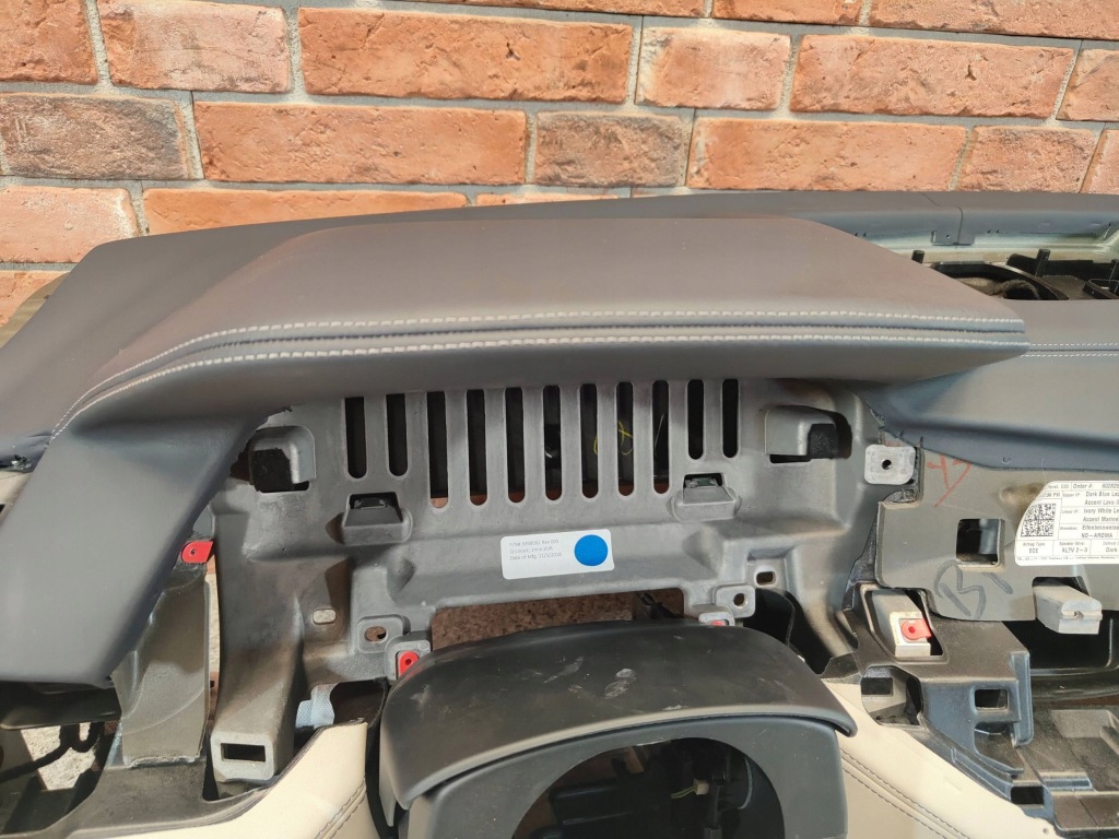 фото №8, Bmw x5 g05 x7 g07 приборная панель приборная панель  кожа elfenbein weiss dark blue