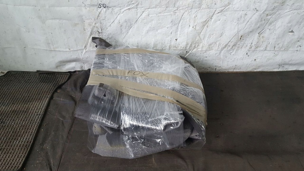 фото №7, Обшивка пол vw fox