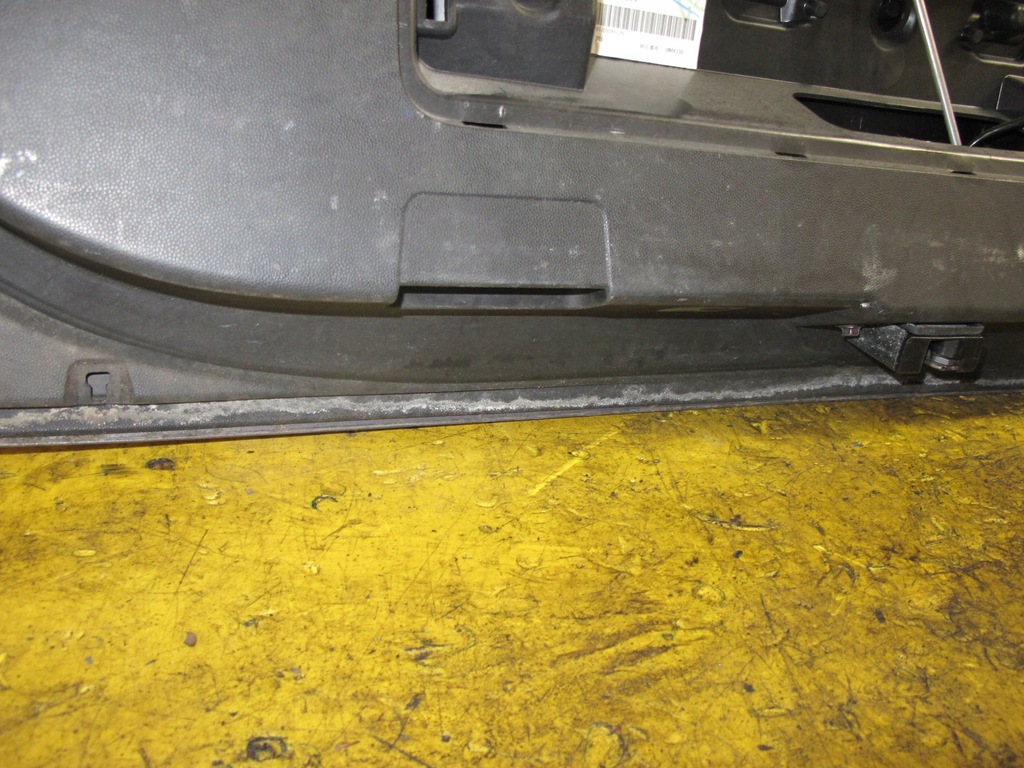 фото №11, Mazda 5 стекло крышка багажника багажника 05-10 32s