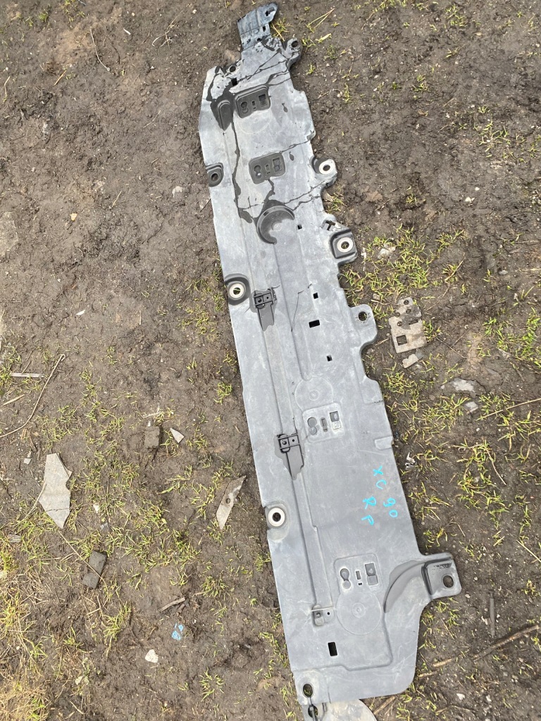 фото №1, Volvo xc60 ii d4 защита подвеска правая 31497614