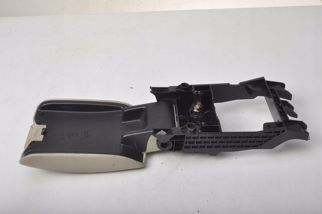 фото №7, Volvo s60 ii v60 підлокітник шкіра світлий