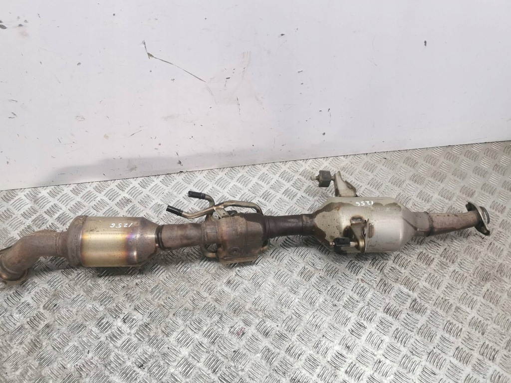 фото №1, Lexus ux 2020 фильтр частиц твердых катализатор / fap / dpf