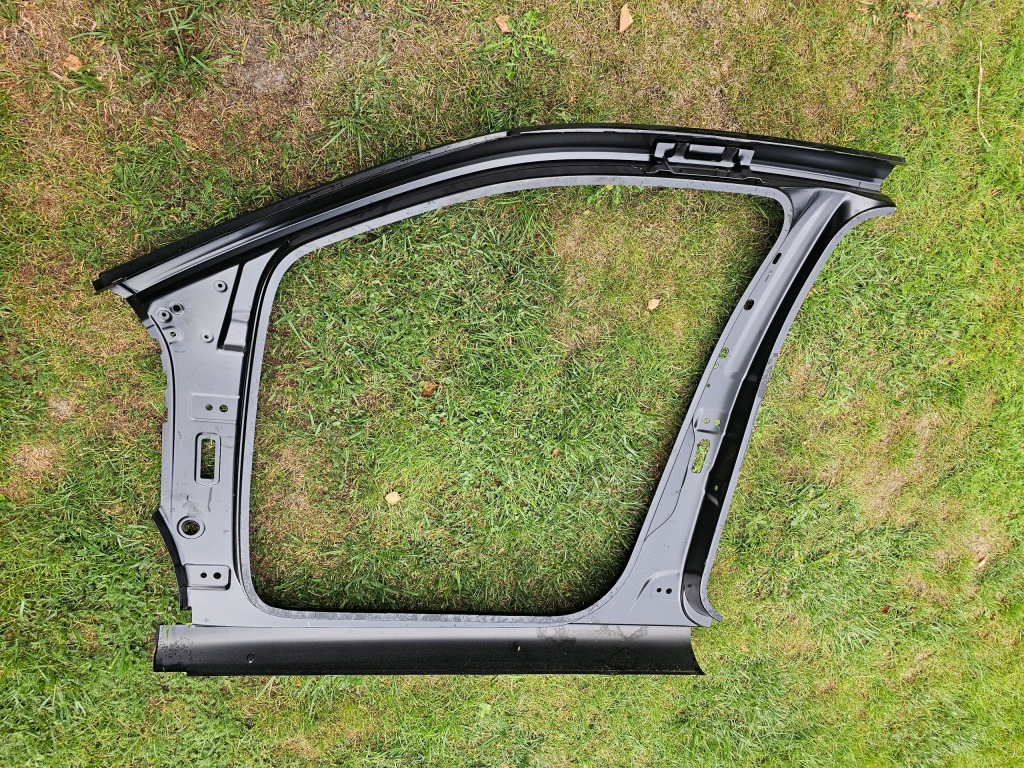 фото №7, Обшивка праве передній блок двигуна vw up citigo mii