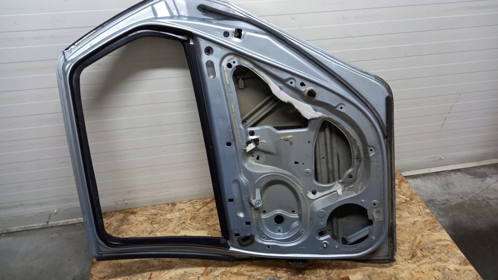 фото №12, Дверь задняя задние правое peugeot 407 sw 05r ezrc