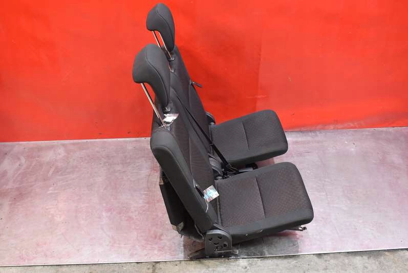 фото №7, Сиденье сиденья пассажира задняя задние iii ряд toyota verso 09-13