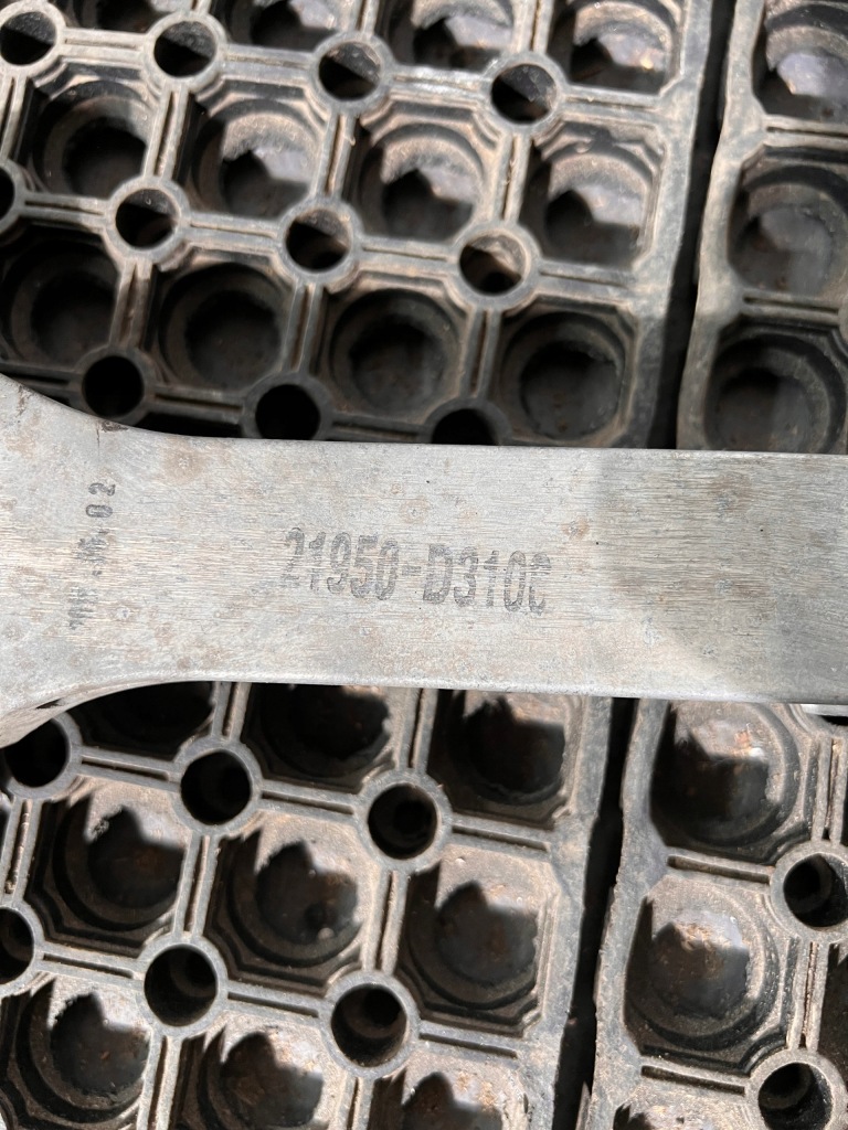 фото №4, Hyundai tucson ii кронштейн подушка двигателя