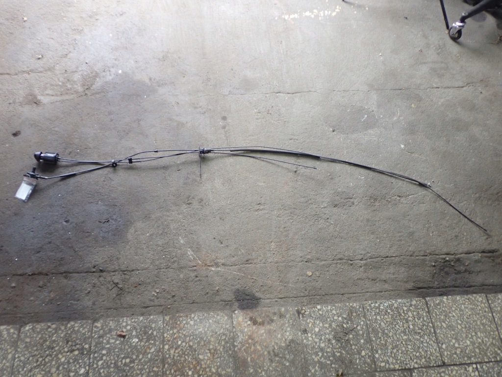 фото №1, Трос регулювання світла відкривання капот dacia lodgy 2019 1.6sce eu 8350