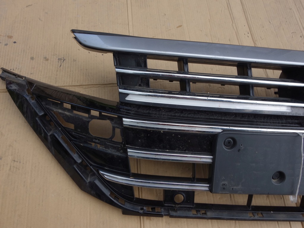 фото №2, Решітка радіатора решітка радіатора бампера vw arteon lift r-line led 3g8