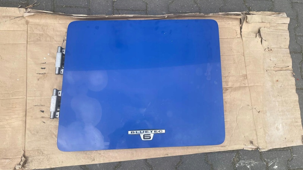 фото №1, Кришка багажника рамка бардачка кабіни лівий ліва mercedes actros mp4