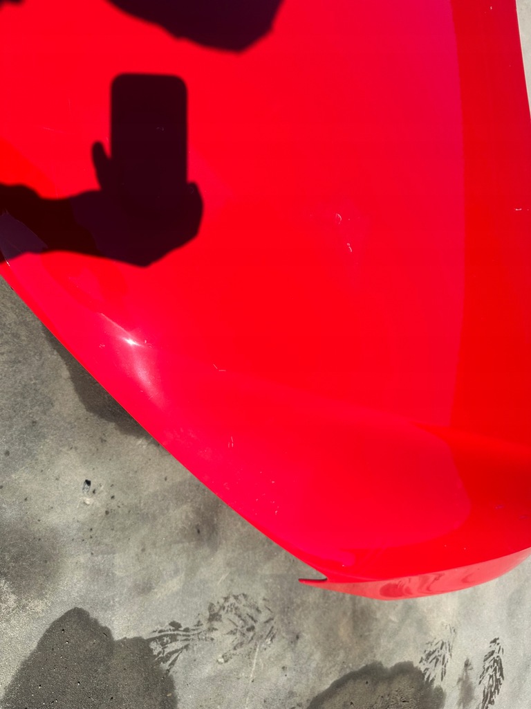 фото №6, Капот крышка audi r8 420 do ремонта оригинал обклеена czerwona